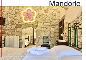 Camera Mandorle Tripla 3 posti letto - B&B Casina Montana - Bed&Breakfast a Corigliano D'Otranto LE